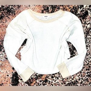 HASHTTAG || Long Sleeve Textured Two-Tone Top in Cream - SZ Medum